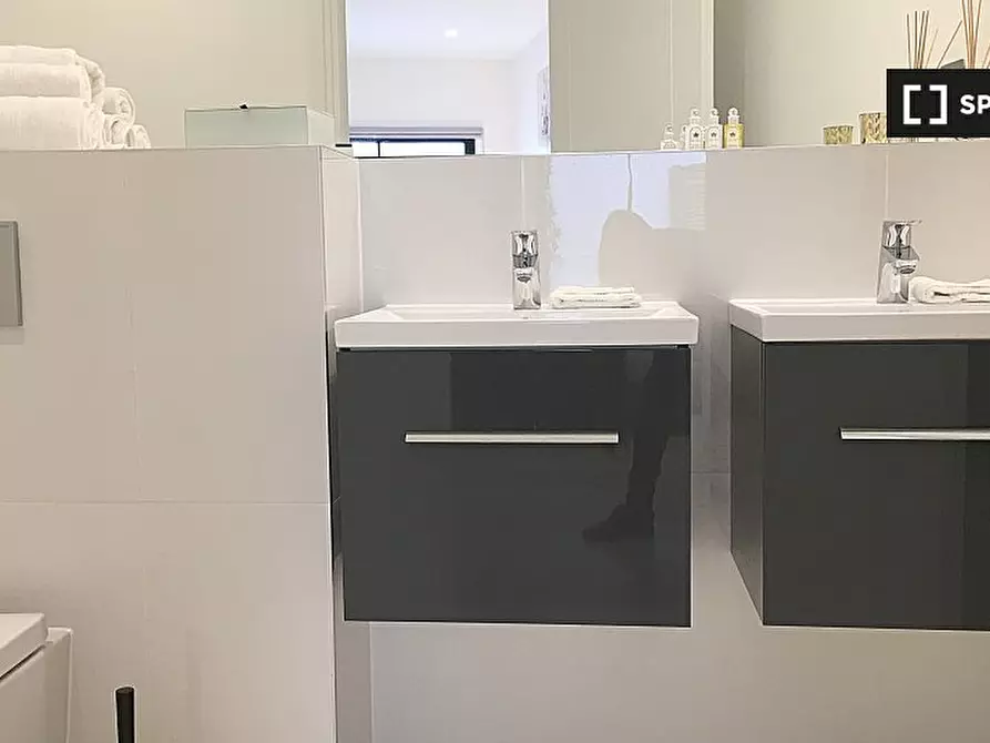 Immagine 9 di Appartamento in affitto  in Bourlet Cl a Paddington