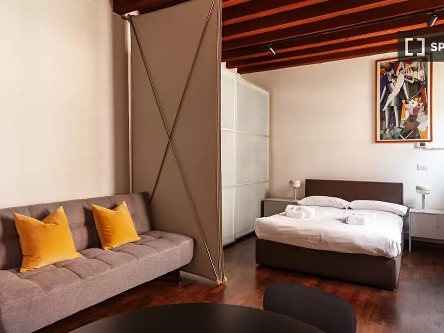 Immagine 3 di Appartamento in affitto  in Via Anfiteatro a Milano