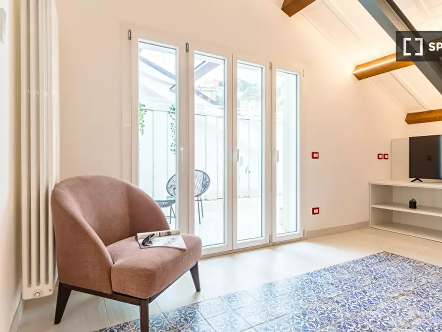 Immagine 15 di Appartamento in affitto  in Via Vittoria Colonna a Napoli