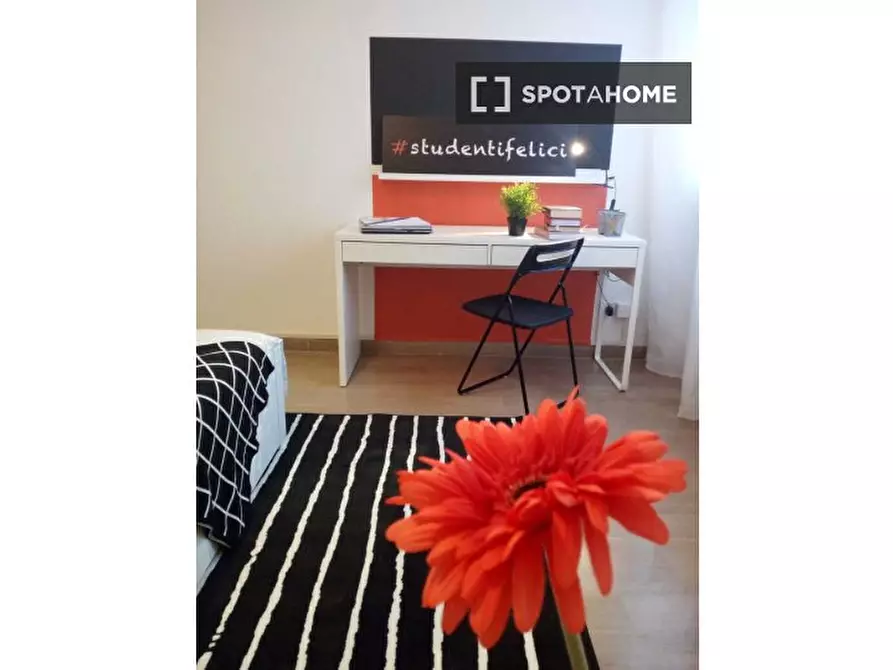 Immagine 4 di Camera condivisa in affitto  in Rocca D'anfo a Brescia