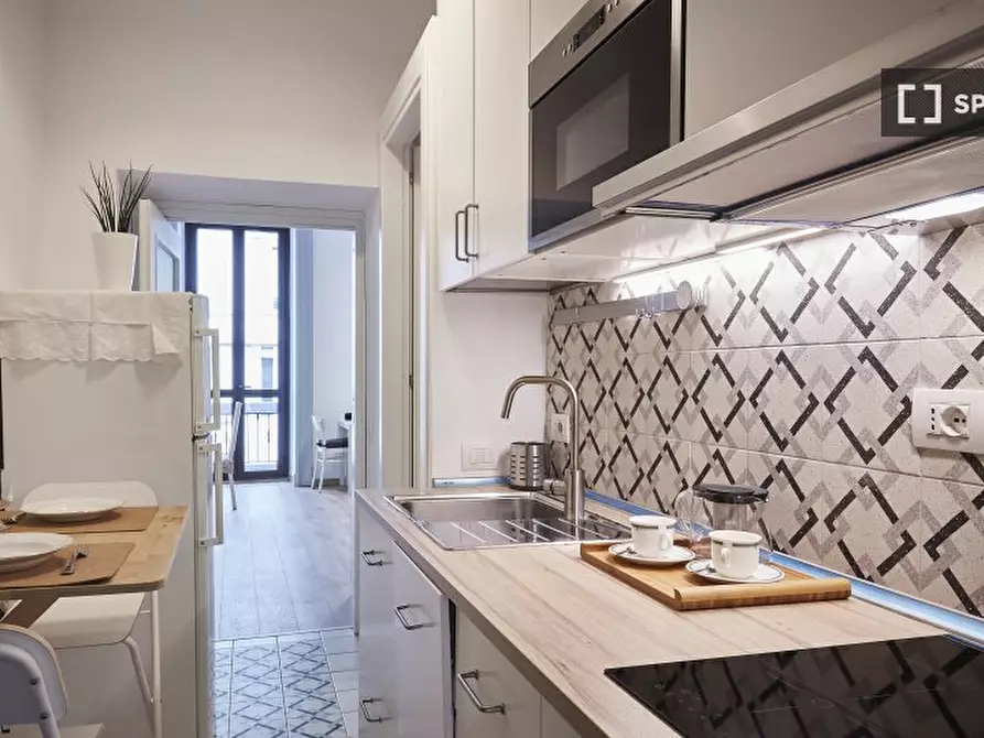 Immagine 4 di Ufficio in affitto  in Via Vigevano a Milano