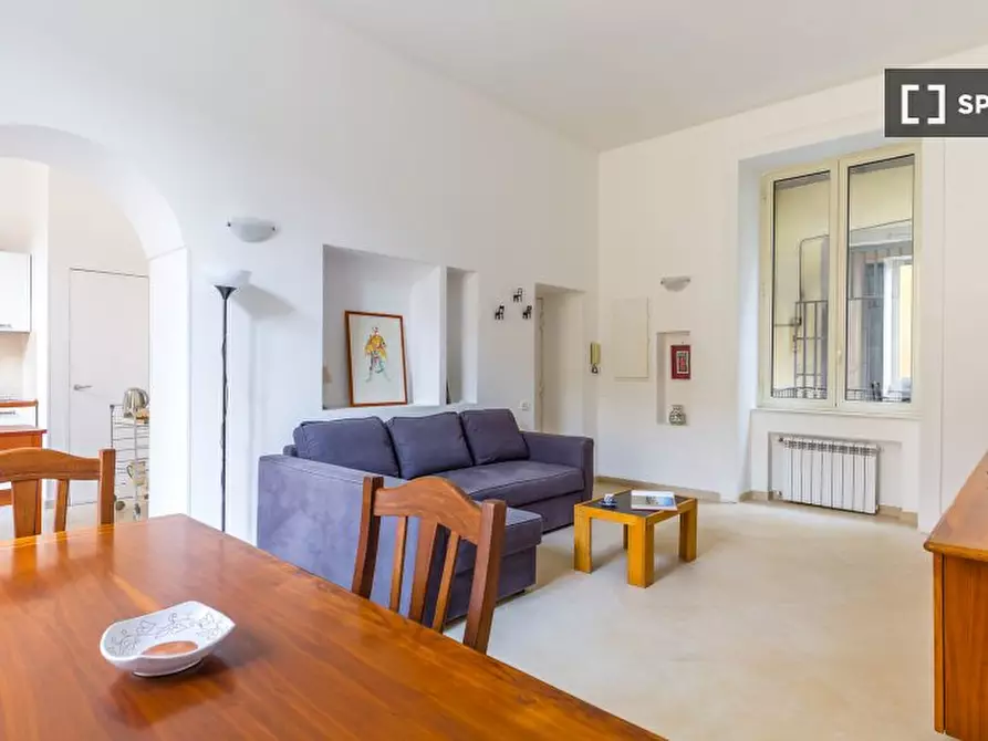 Immagine 19 di Appartamento in affitto  in Via Suor Orsola a Napoli