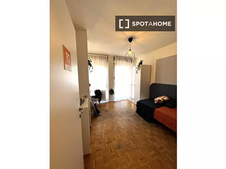 Immagine 4 di Camera condivisa in affitto  in Novembre 132 a Trento