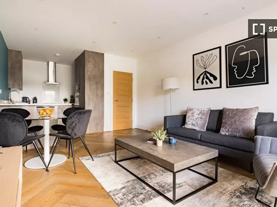 Immagine 3 di Appartamento in affitto  in High St a Staines