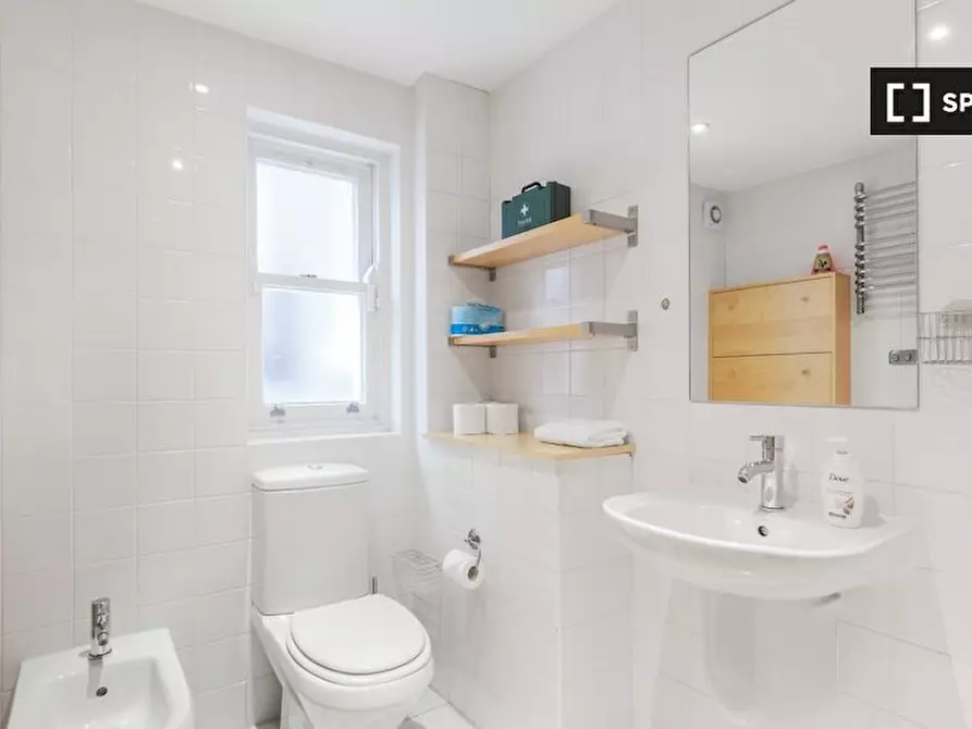 Immagine 9 di Appartamento in affitto  in Freegrove Rd a Islington