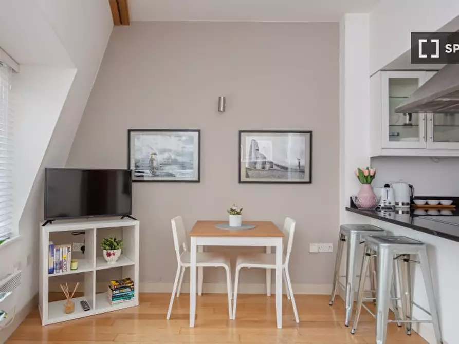 Immagine 5 di Appartamento in affitto  in Battersea Rise a Wandsworth