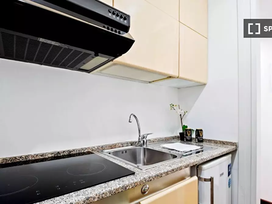 Immagine 7 di Appartamento in affitto  in Piazza S. Marco a Milano