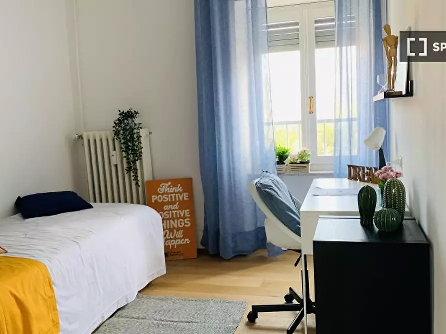 Immagine 6 di Camera condivisa in affitto  in Via Galliari n. a Torino