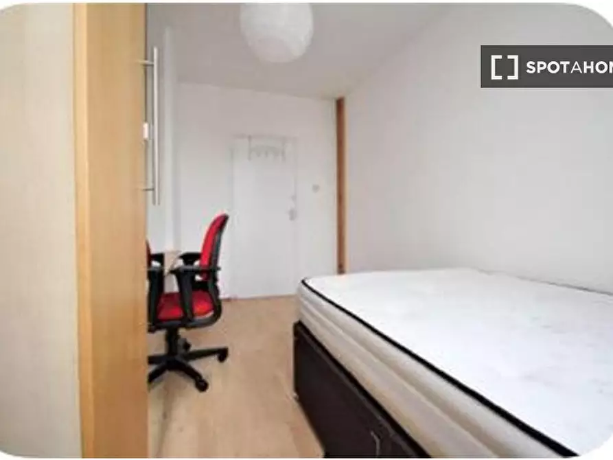 Immagine 14 di Appartamento in affitto  in 48 Arbour Square, London E1 0PP a Poplar