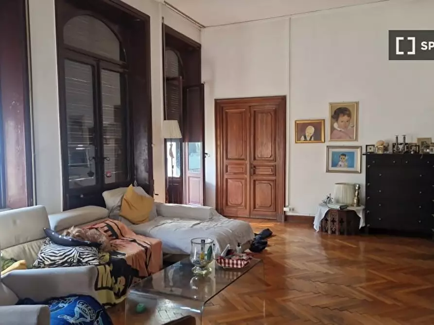 Immagine 7 di Camera condivisa in affitto  in Corso d'Italia a Roma
