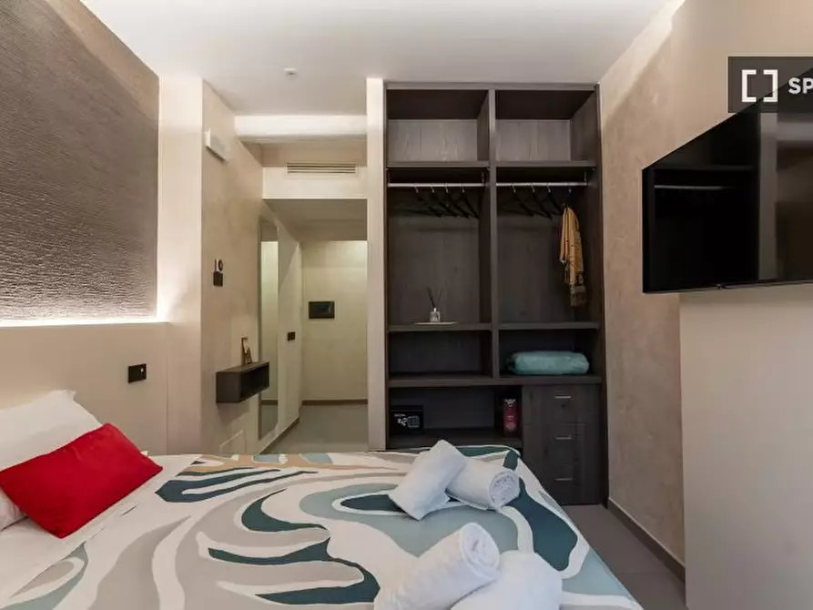 Immagine 5 di Camera condivisa in affitto  in Via Faenza a Firenze