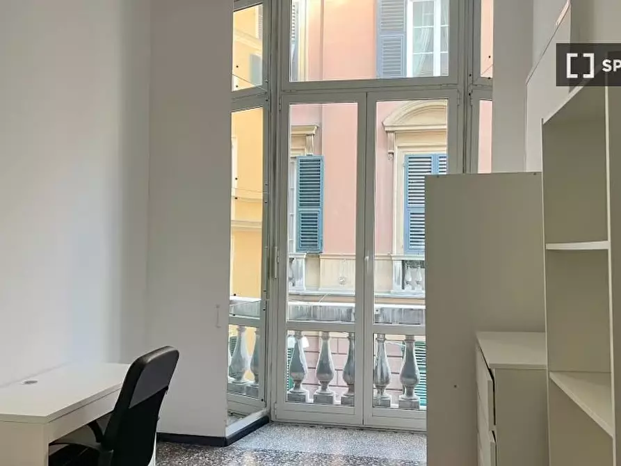 Immagine 5 di Camera condivisa in affitto  in Via Caffaro a Genova