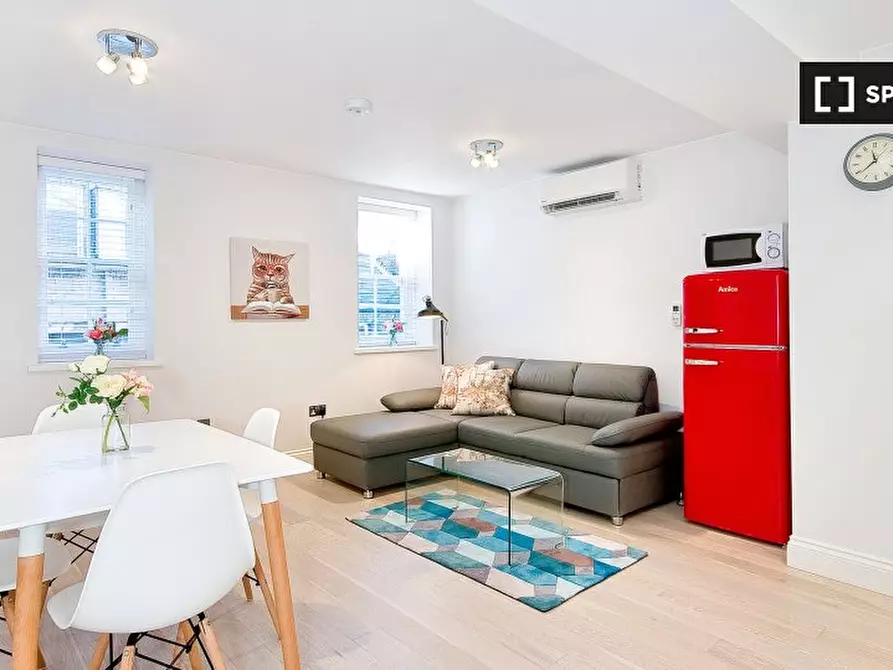 Immagine 2 di Appartamento in affitto  in Flat Eldon Chambers a 