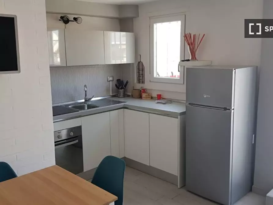 Immagine 2 di Appartamento in affitto  in Via Marco Papio a Roma