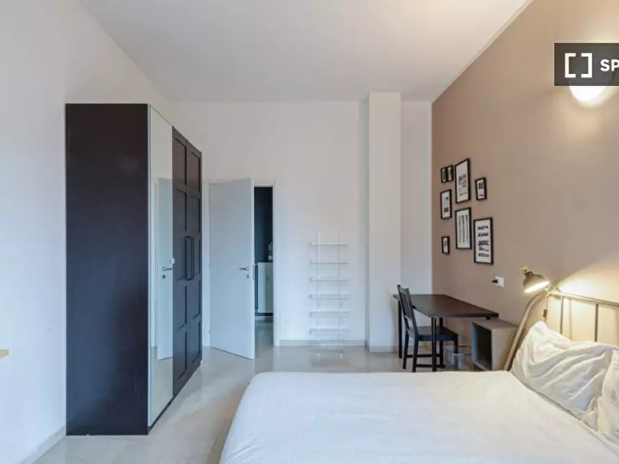 Immagine 3 di Camera condivisa in affitto  in Via Curtatone a Milano