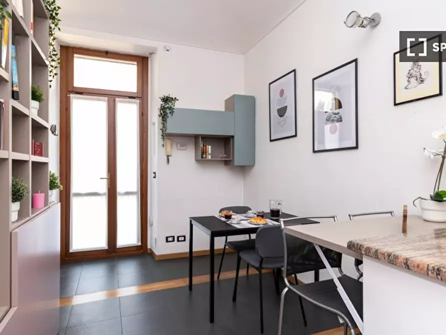 Immagine 10 di Appartamento in affitto  in Via Vincenzo Gioberti a Torino