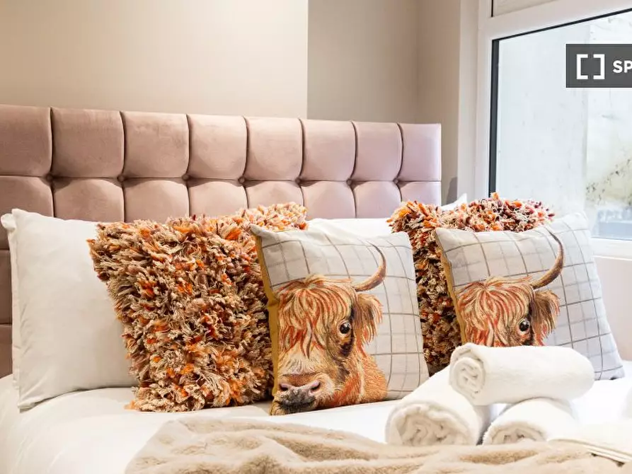 Immagine 2 di Ufficio in affitto  in flat a a Hackney