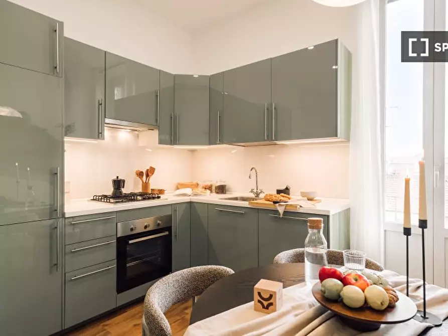 Immagine 4 di Appartamento in affitto  in Via Francesco Caracciolo a Milano