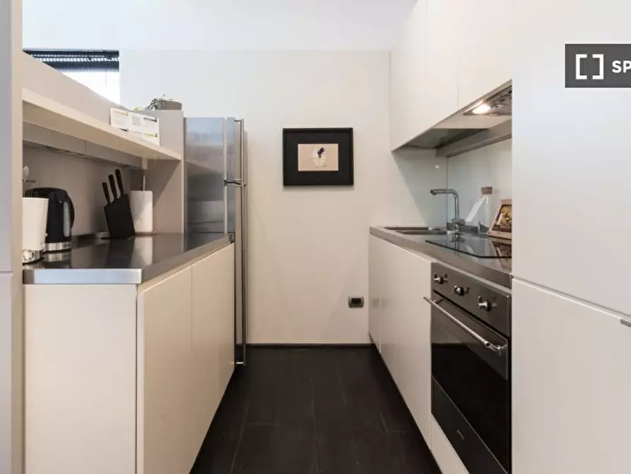 Immagine 11 di Appartamento in affitto  in Via Montebello a Milano