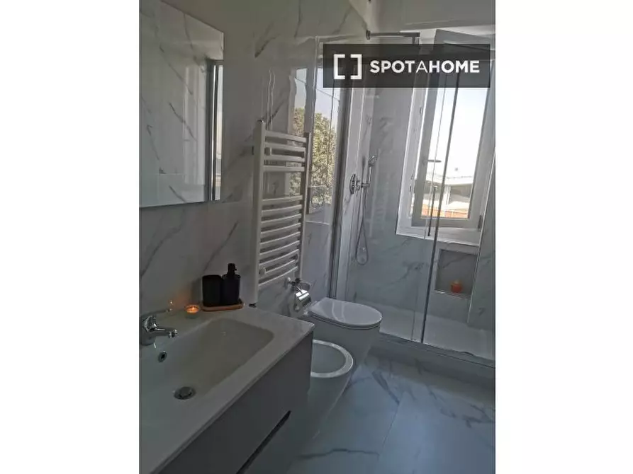 Immagine 10 di Camera condivisa in affitto  in Via Vittorio Scialoia a Milano