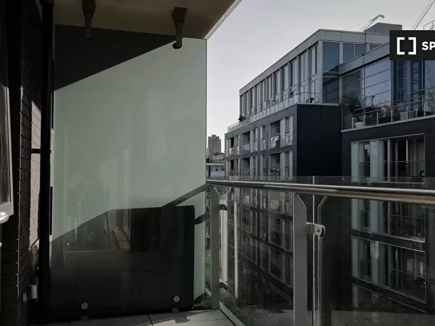 Immagine 8 di Appartamento in affitto  in Pepys St a 