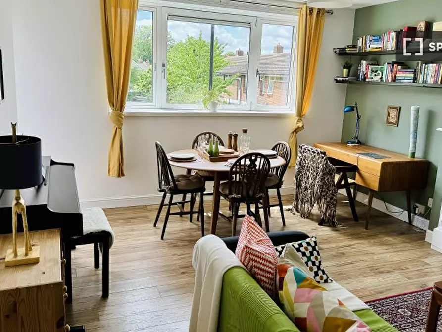 Immagine 1 di Appartamento in affitto  in Selden Rd a Camberwell