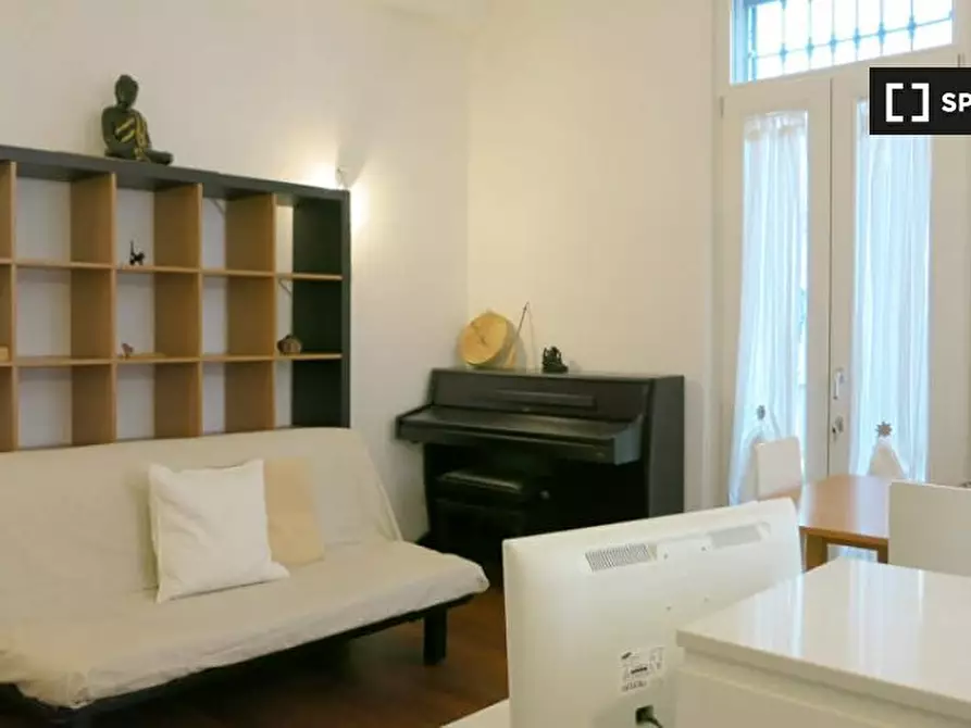 Immagine 2 di Appartamento in affitto  in Via Giambellino a Milano