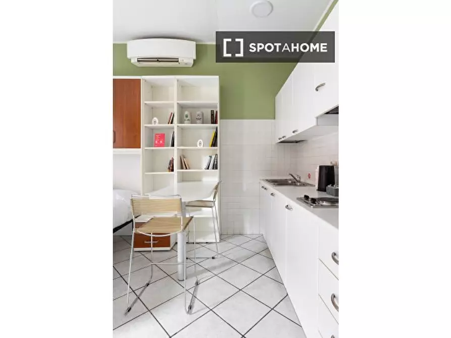 Immagine 13 di Ufficio in affitto  in Via Monaldo Calari a Bologna