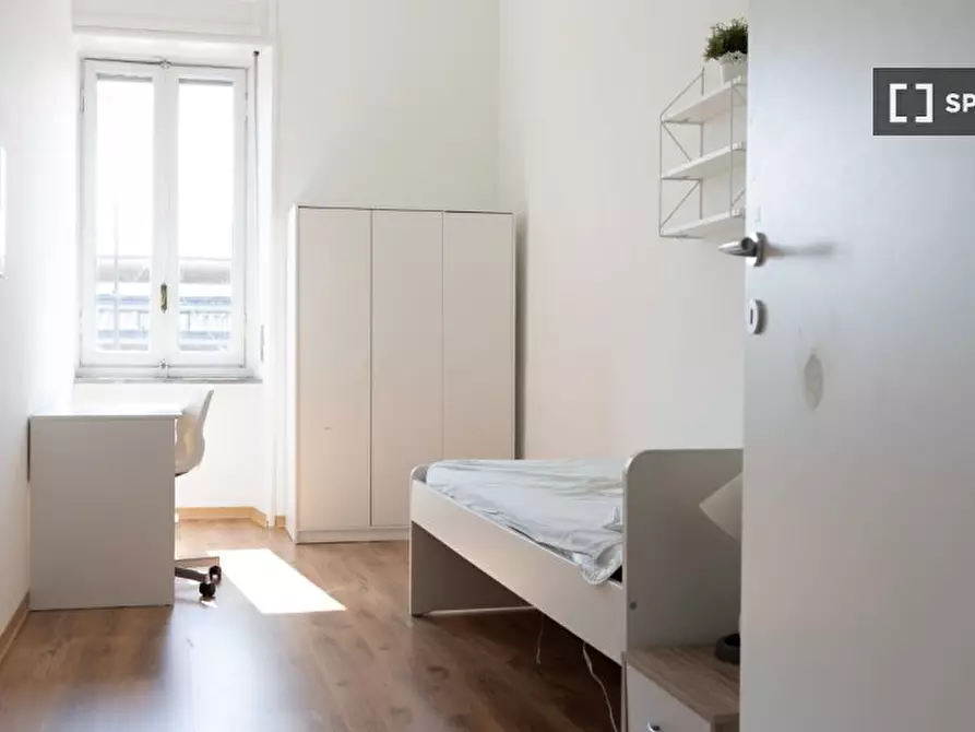 Immagine 3 di Camera condivisa in affitto  in Piazza Tancredi Galimberti a Torino