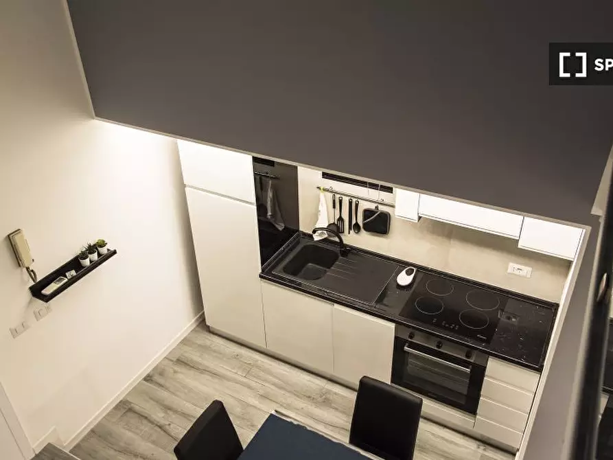 Immagine 9 di Appartamento in affitto  in Via Ariberto a Milano