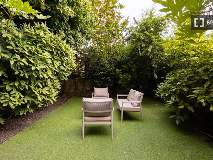Immagine 2 di Appartamento in affitto  in Steele's Road a Camden Town
