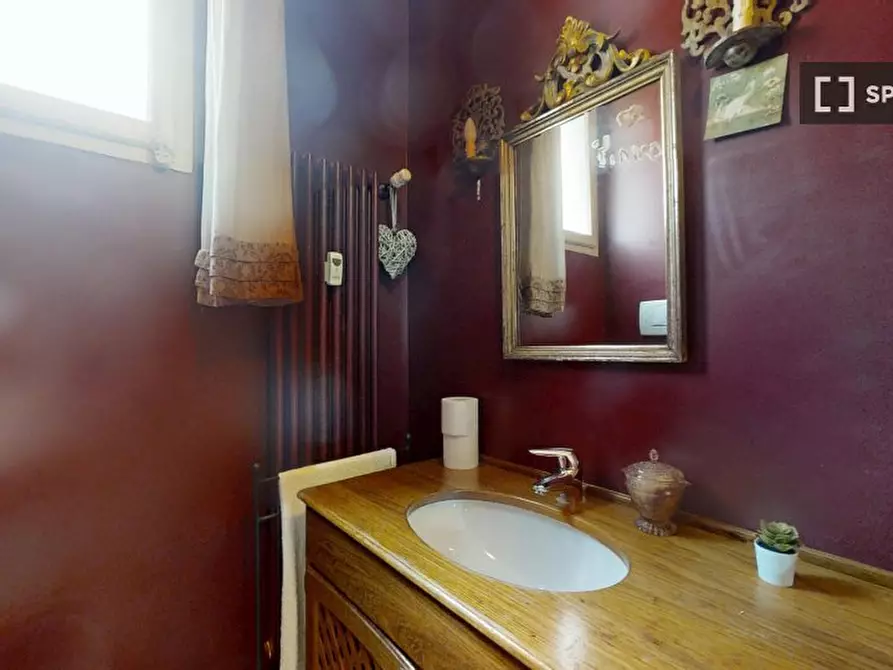 Immagine 12 di Camera condivisa in affitto  in PIAZZA del castello a Padova