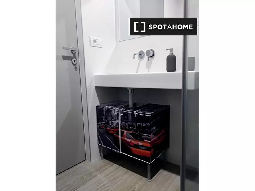 Immagine 13 di Appartamento in affitto  in Via Cristoforo Gluck Milano MI, Italy a Milano