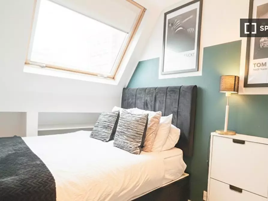 Immagine 15 di Appartamento in affitto  in D Greyhound Rd a Hammersmith