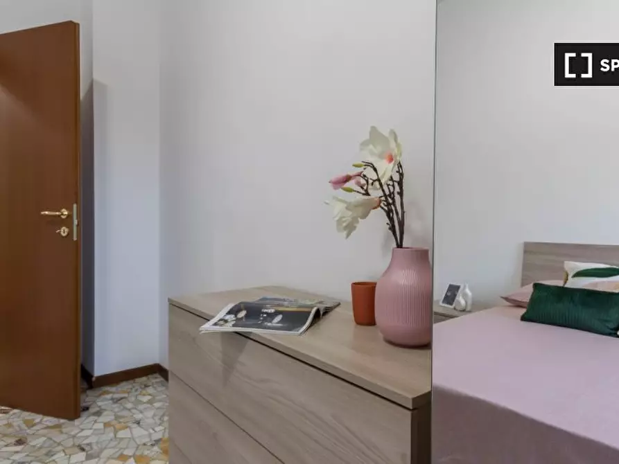 Immagine 4 di Camera condivisa in affitto  in Largo Vulci a Milano