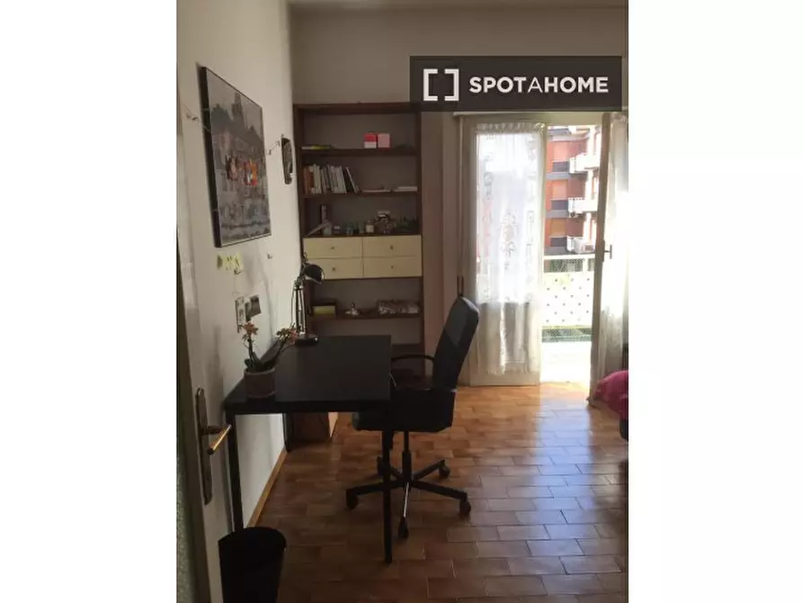 Immagine 5 di Camera condivisa in affitto  in Via Santa Croce a Bologna