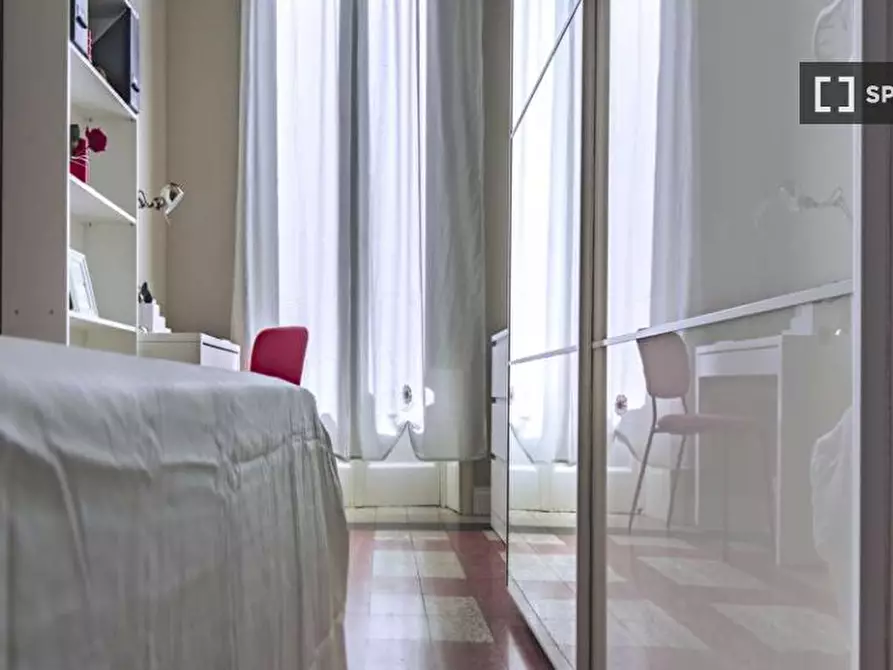 Immagine 2 di Camera condivisa in affitto  in Via Spalato a Milano