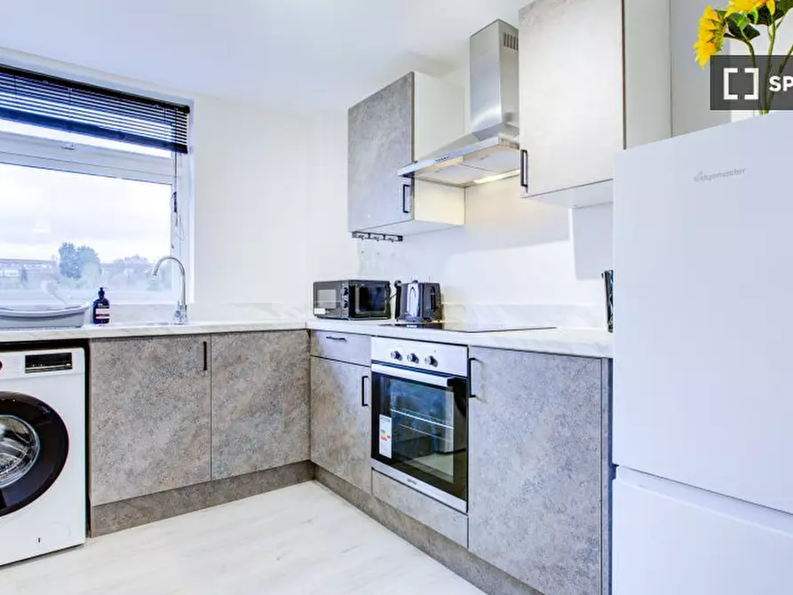 Immagine 15 di Appartamento in affitto  in Pettifer Way a High Wycombe