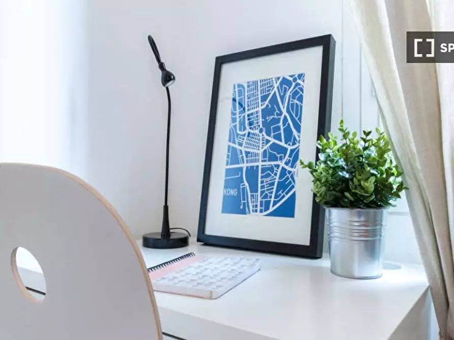 Immagine 1 di Camera condivisa in affitto  in Via Salvatore Barzilai a Milano