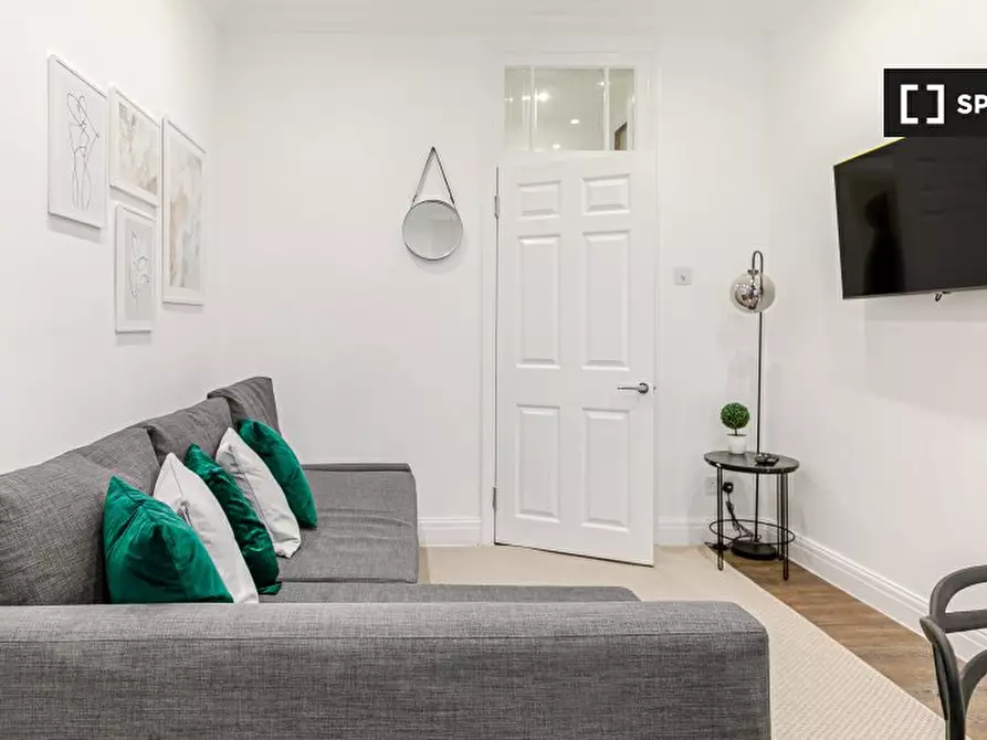 Immagine 7 di Appartamento in affitto  in Nassau St, Fitzrovia, London WW, UK a Paddington