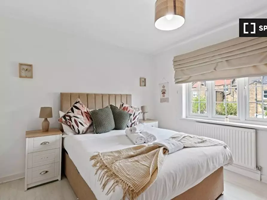 Immagine 11 di Appartamento in affitto  in Gunton Rd a Hackney