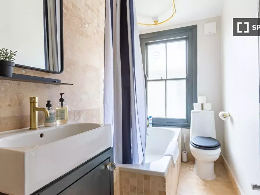 Immagine 15 di Appartamento in affitto  in flat b a Lambeth