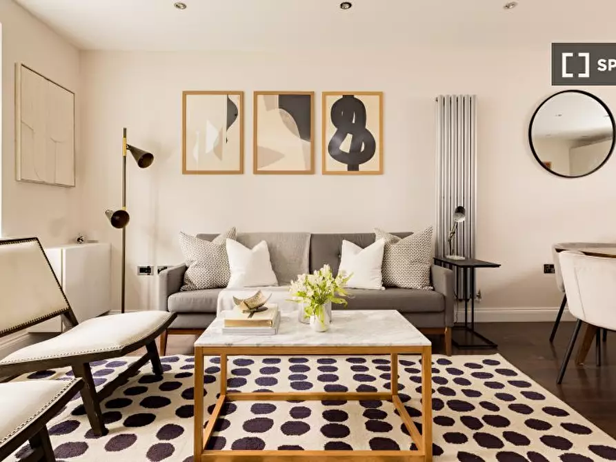 Immagine 1 di Appartamento in affitto  in Eton Garages a Camden Town