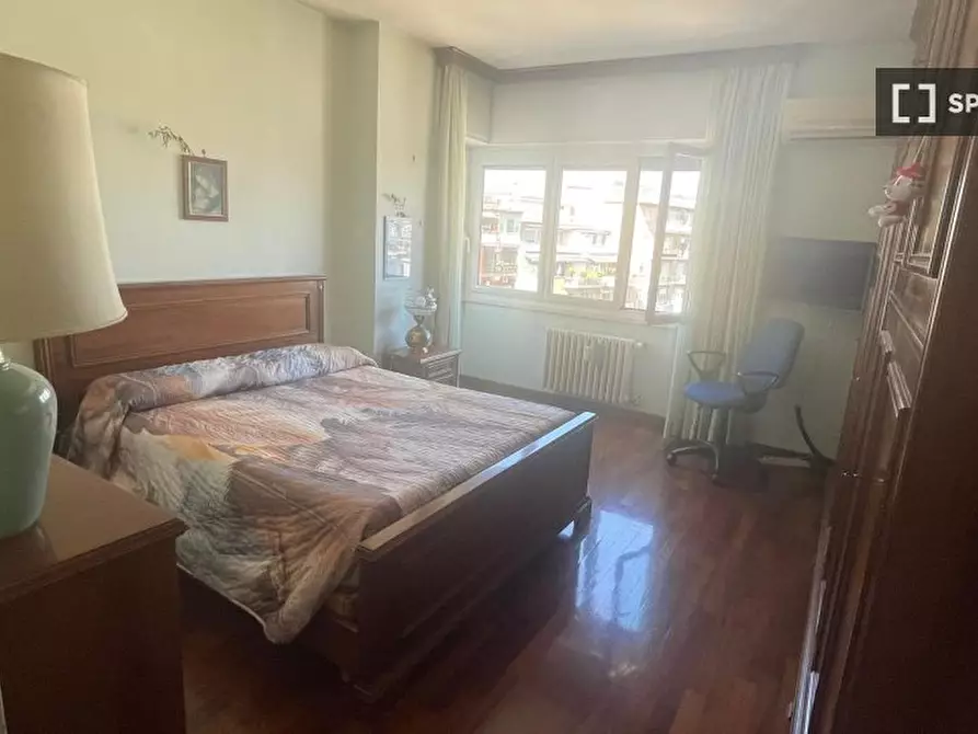 Immagine 1 di Camera condivisa in affitto  in Via Vacuna a Roma