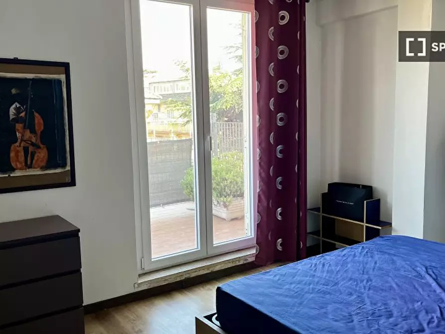 Immagine 1 di Camera condivisa in affitto  in Largo Mario Massai a Roma