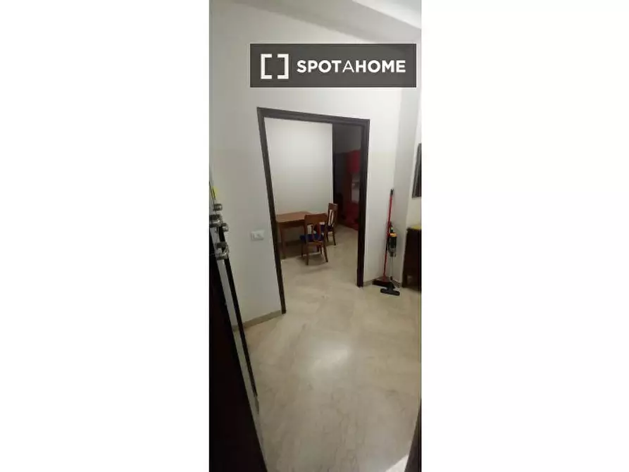 Immagine 12 di Camera condivisa in affitto  in Via Giacinta Pezzana a Roma