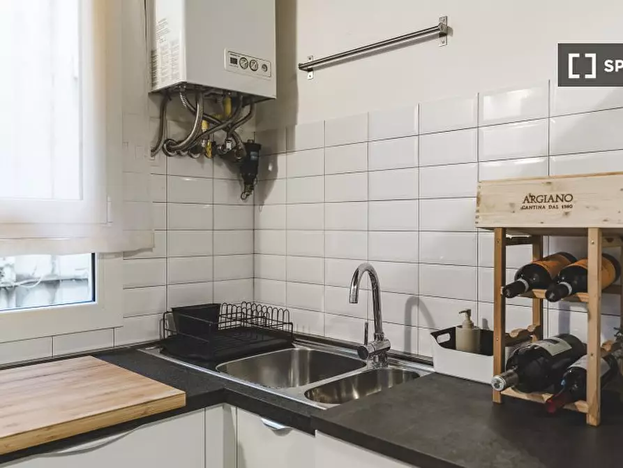 Immagine 9 di Appartamento in affitto  in Via del Colosseo a Roma