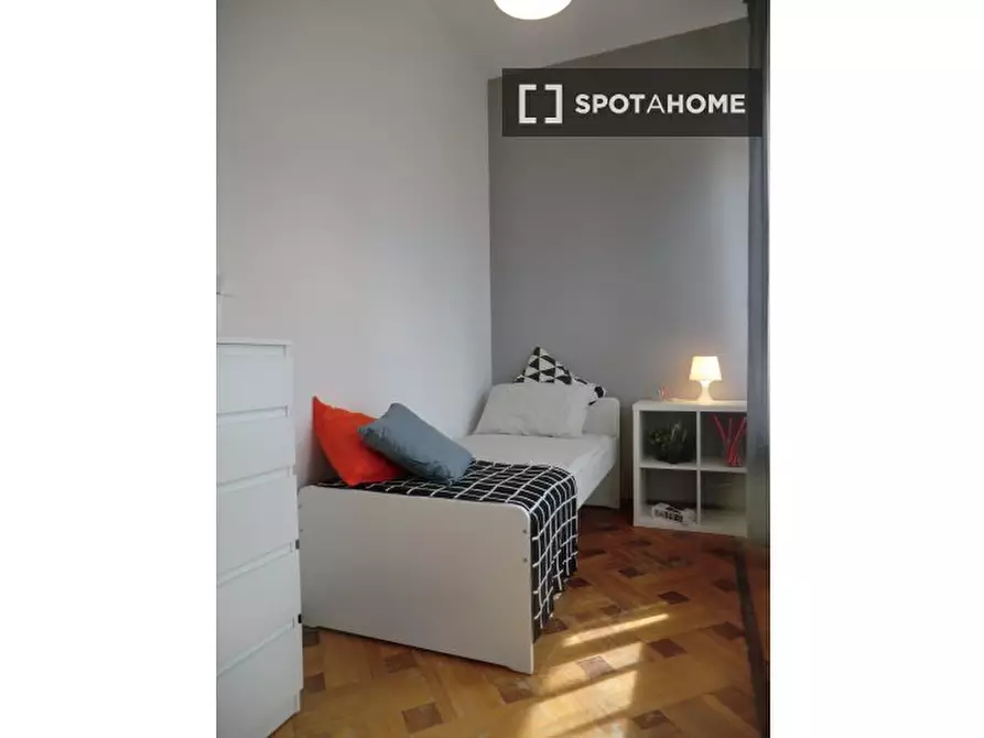 Immagine 9 di Camera condivisa in affitto  in Via Sorio a Padova