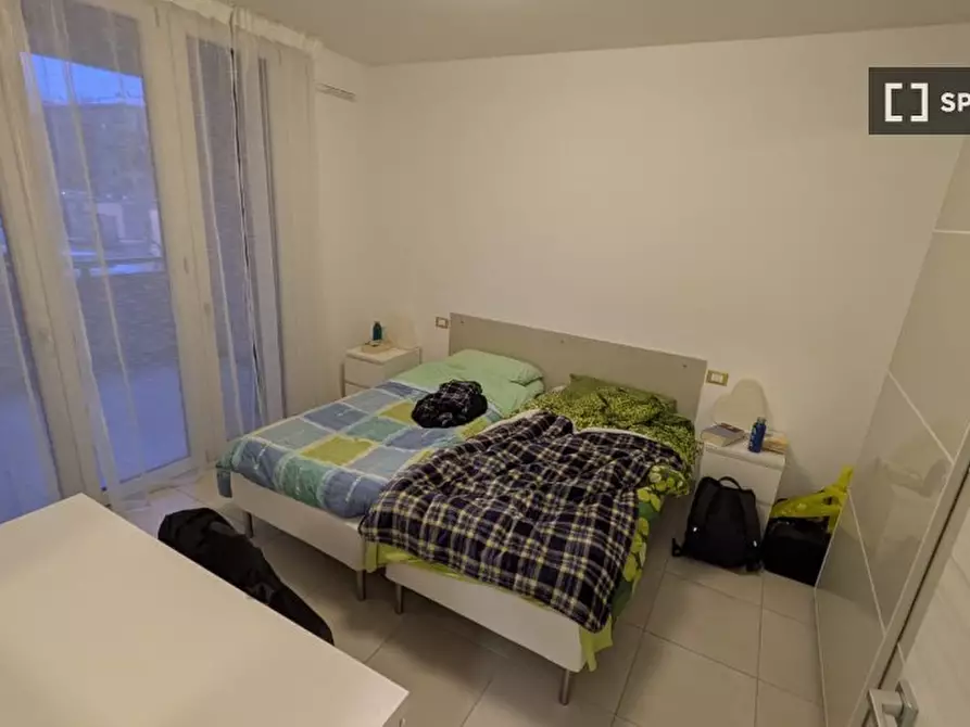 Immagine 1 di Camera condivisa in affitto  in Via Donato Creti a Bologna