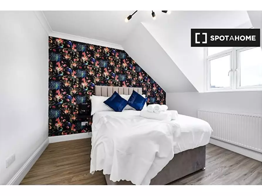 Immagine 11 di Appartamento in affitto  in Flat C Agincourt Road Greater London NW3 2PA a Camden Town